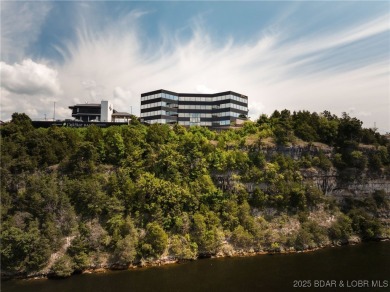 Lake Office For Sale in Lake Ozark, Missouri