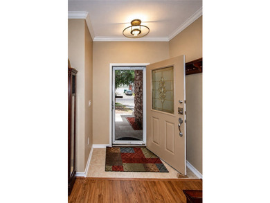Welcome home to this beautifully maintained 3-bedroom, 2-bath - photo 8