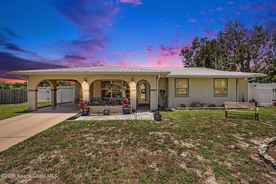 Location, location, location! This beautifully maintained - photo 1