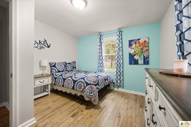 Lake House Retreat - Fully Furnished & Move-In Ready! Enjoy the - photo 13