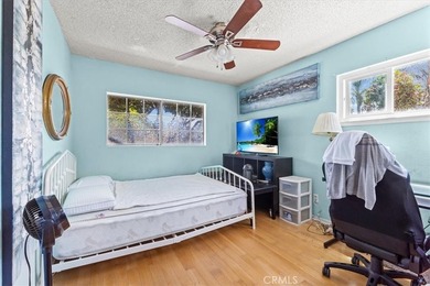 INVESTOR SPECIAL! SPACIOUS LOT, OVERSIZED GATED SIDE YARD & - photo 14