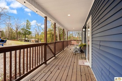 Lake House Retreat - Fully Furnished & Move-In Ready! Enjoy the - photo 20