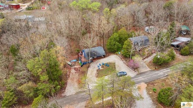 Lake House Retreat - Fully Furnished & Move-In Ready! Enjoy the - photo 32
