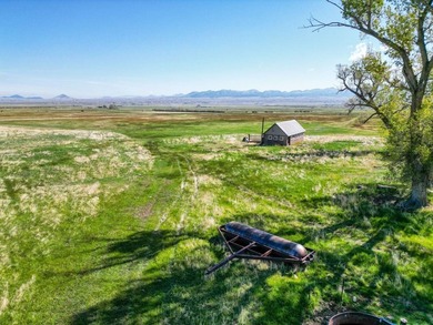 Welcome to Cristo Vista Ranch, an exceptional 820+/- acre large - photo 5