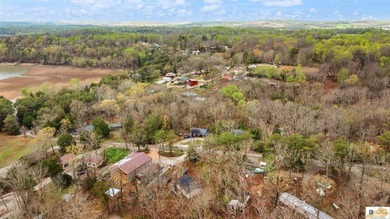 Lake House Retreat - Fully Furnished & Move-In Ready! Enjoy the - photo 43