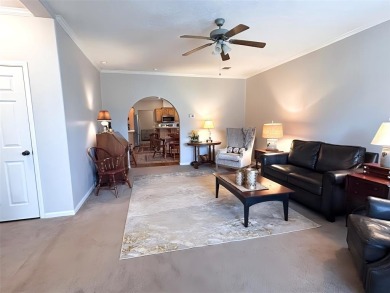 This beautifully maintained manufactured home boasts 10 ft