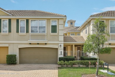Lake Townhome/Townhouse For Sale in St Augustine, Florida