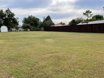 Lake Lewisville Lot Sale Pending in The Colony Texas