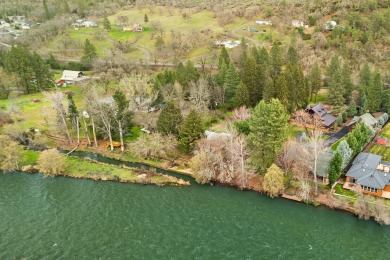 Lake Home For Sale in Shady Cove, Oregon