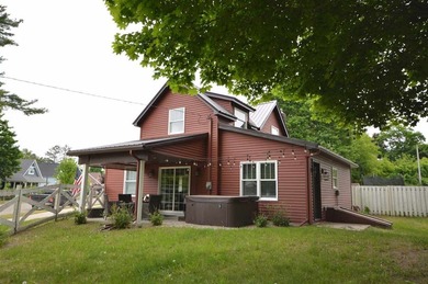 Welcome to 133 Cherry Street, probably one of the most iconic - photo 1