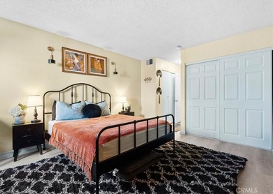Beautiful move-in ready 2-bedroom, 2-bathroom first-floor condo - photo 12
