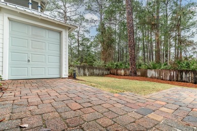 Turn-key, fully furnished coastal retreat in the highly - photo 13