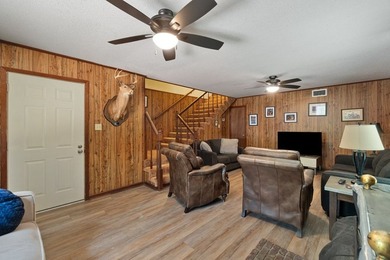 Location location location!!! Charming 4BR/2BA country home - photo 14