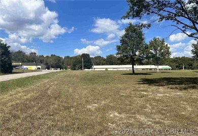 PRIME INVESTMENT OPPORTUNITY! These 14 acres offer an - photo 8