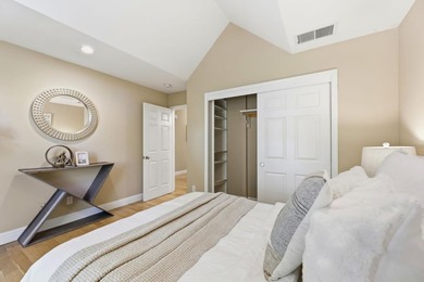 Located in San Jose, this bright, completly updated, single - photo 20