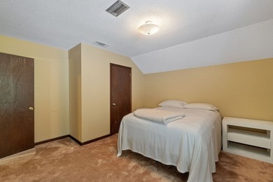 Location location location!!! Charming 4BR/2BA country home - photo 21