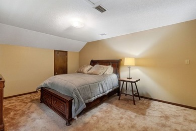 Location location location!!! Charming 4BR/2BA country home - photo 25