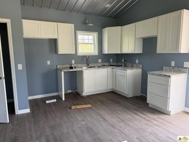 ATTENTION UNLIMITED POSSIBILITIES! 4 CABINS/2 FURNISHED/2 LOTS! - photo 25