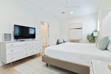 Turn-key, fully furnished coastal retreat in the highly - photo 26
