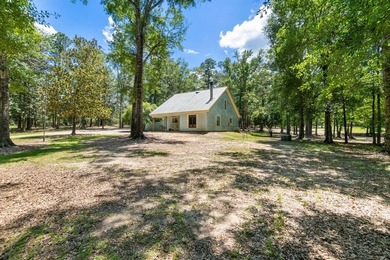 Location location location!!! Charming 4BR/2BA country home - photo 27