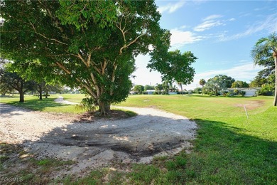 GROUND-FLOOR GOLF COURSE LIVING! Looking for the ultimate - photo 40
