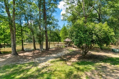 Location location location!!! Charming 4BR/2BA country home - photo 40