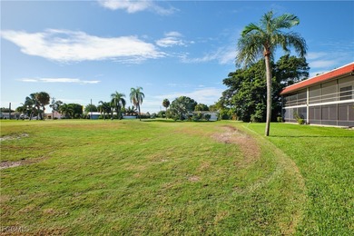 GROUND-FLOOR GOLF COURSE LIVING! Looking for the ultimate - photo 44