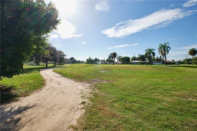 GROUND-FLOOR GOLF COURSE LIVING! Looking for the ultimate - photo 45