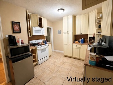 1337 Cambridge offers an excellent opportunity for investors - photo 8