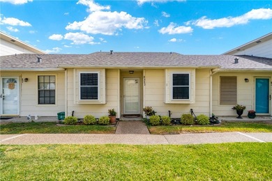 Welcome to The Mansions! This charming 2 bedroom, 2 full - photo 3