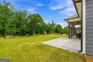 Welcome to easy, comfortable living in The Retreat at Sterling - photo 5