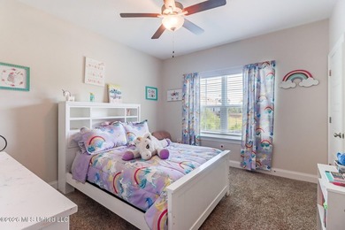 Welcome to your private retreat in the sought-after Palmetto - photo 11