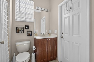 Welcome to this beautifully maintained 4-bedroom, 3.5-bath home - photo 23