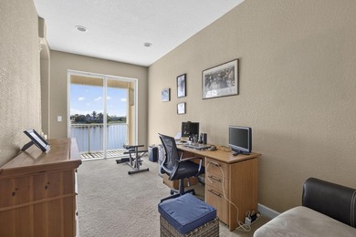 Welcome to this beautifully maintained 4-bedroom, 3.5-bath home - photo 26
