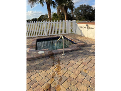 This beautiful 1,494 sq. ft. home is located in a gated 55+ - photo 31