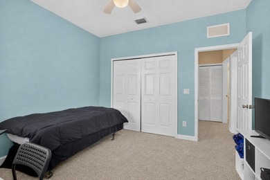 Welcome to this beautifully maintained 4-bedroom, 3.5-bath home - photo 36