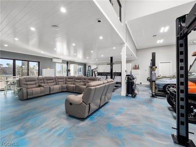 Introducing a truly one-of-a-kind waterfront compound where - photo 37