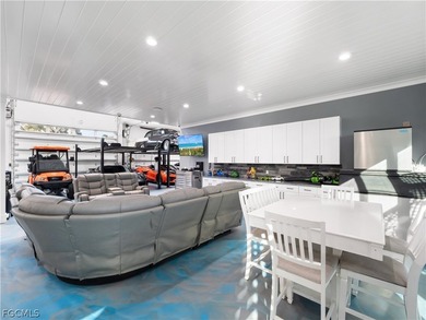 Introducing a truly one-of-a-kind waterfront compound where - photo 39