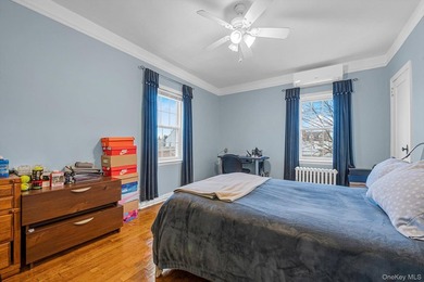 Beautiful Detached Colonial Single Family Home in Prime Bayside - photo 9