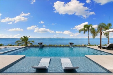 Caloosahatchee River Home For Sale in Fort Myers Florida