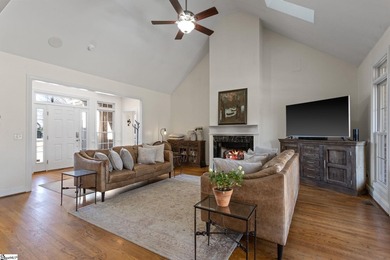 Sellers are moving and are highly motivated to sell. They - photo 6