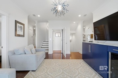 Built in 2023, this custom 5BR, 5.5BA Gulf-front residence - photo 12