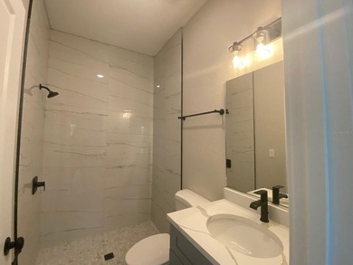 Newly upgraded with lots of natural light, this 3-bedroom - photo 12