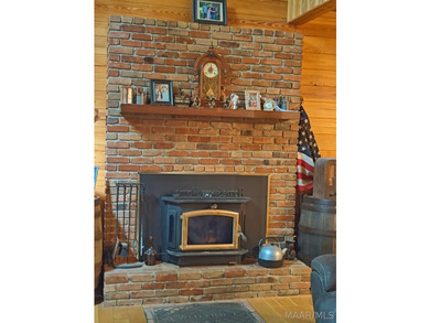 Escape to your own private retreat just minutes from the - photo 15