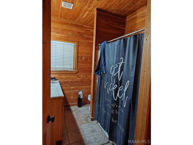 Escape to your own private retreat just minutes from the - photo 24