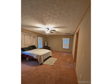 Escape to your own private retreat just minutes from the - photo 26