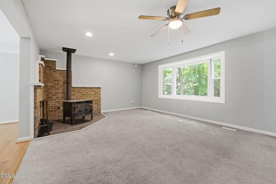 Detached 2-Car Garage with Finished Bonus Room & Full Bath! - photo 9