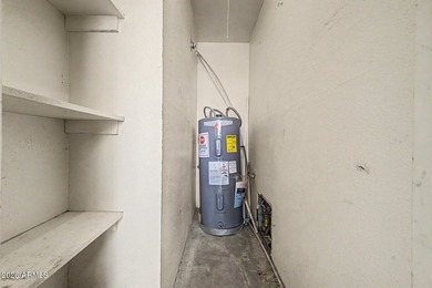 This unit offers a prime location, being conveniently situated - photo 17