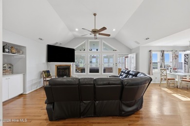 Perfectly positioned directly on the Carolina Club golf course - photo 22