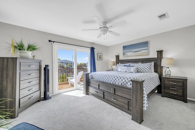 Calling all boaters, beach lovers, and sunset chasers--your - photo 32